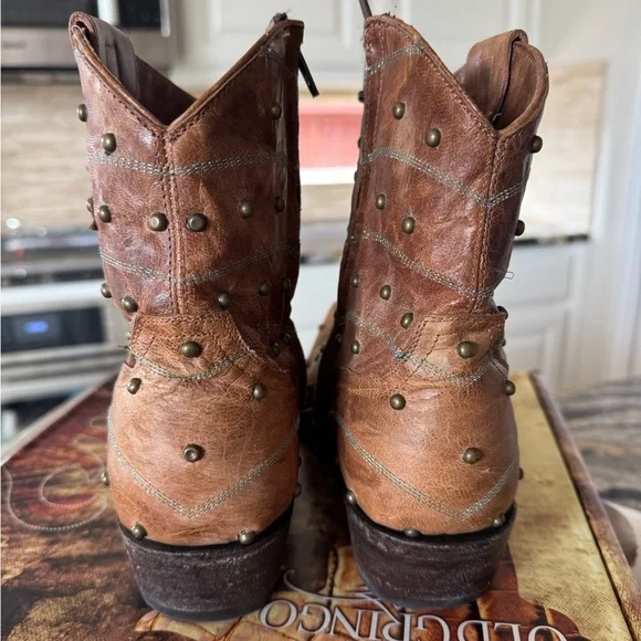 Old Gringo Hosifukami Oryx Tan  Leather Boots with Stud Accents - Picture 6 of 13